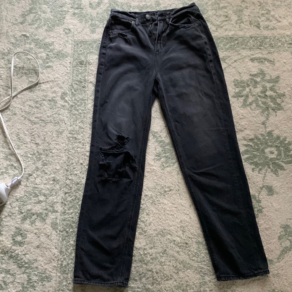 American Eagle Mom Jeans